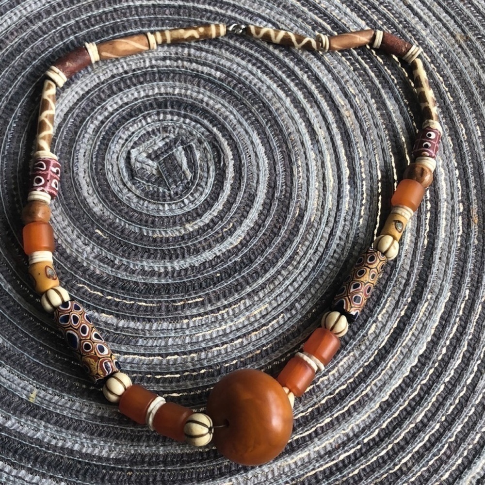 Boho wood beaded statement necklace‎ 10”